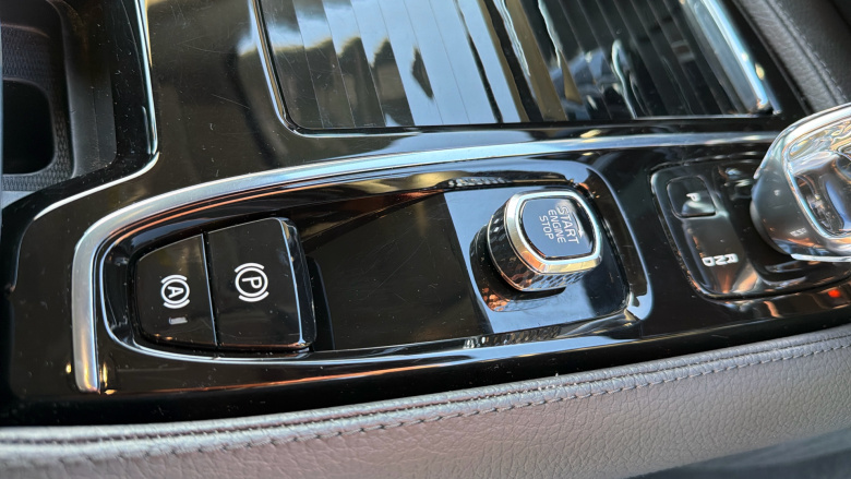 Volvo V60 2.0 T6 Recharge PHEV Inscription 5dr AWD Auto Estate